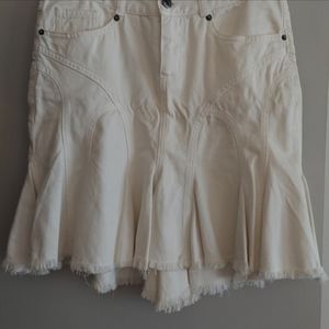 Joie / Denim Skirt / Off White / Size 6